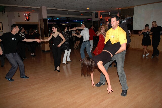 min 2006 12 25 agora 180